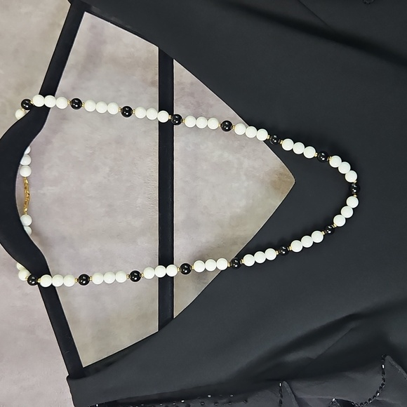 Napier Black and White Beaded Necklace with a Gold Accent - Picture 9 of 9